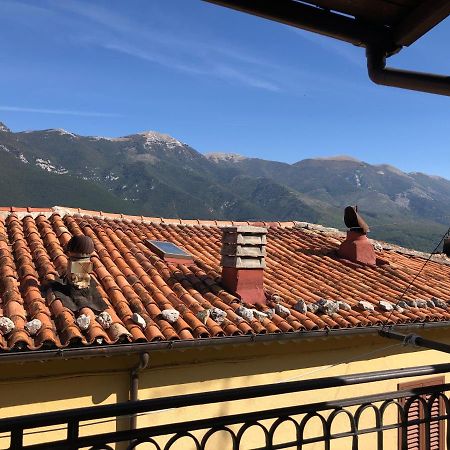 Il Riccio, Valle Roveto Country House Roccavivi المظهر الخارجي الصورة
